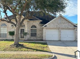 6814 Benjamin Ln, Pasadena, TX 77505