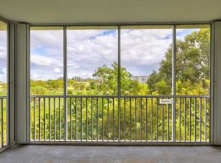 2800 N Palm Aire Dr, Pompano Beach, FL 33069