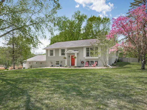 5610 Lakeland Rd, Minnetonka, MN 55345