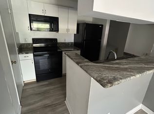 325 Lakepointe Dr UNIT 301, Altamonte Springs, FL 32701