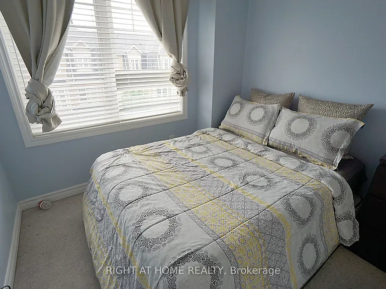 15 Magdalene Cres — Photo 30