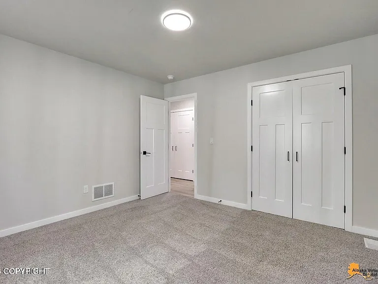 4251 W Ose St — Photo 33