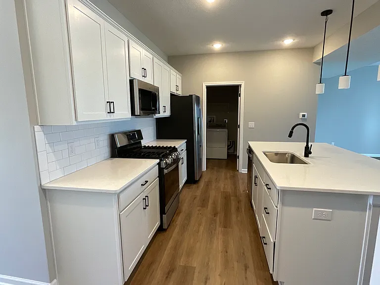 1210 Elowen Way — Photo 4
