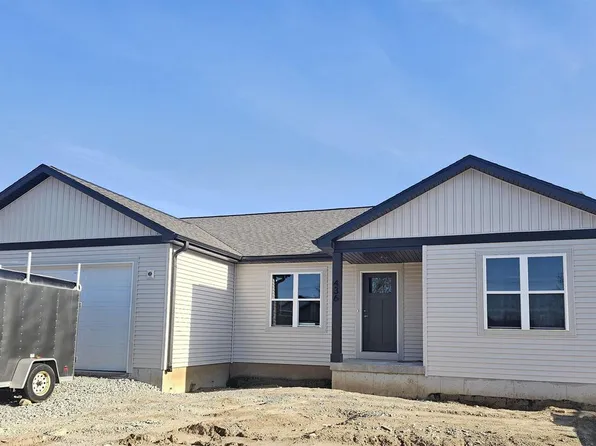 436 Sandmar Drive, Ripon, WI 54971