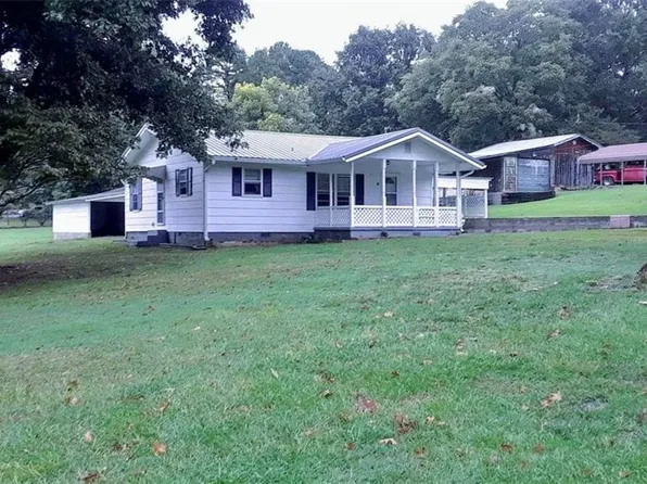 62 Reece St, Menlo, GA 30731