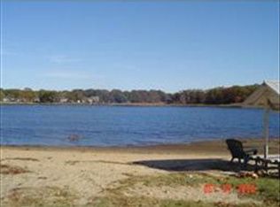 48 Barlow Ave, Wareham, MA 02571