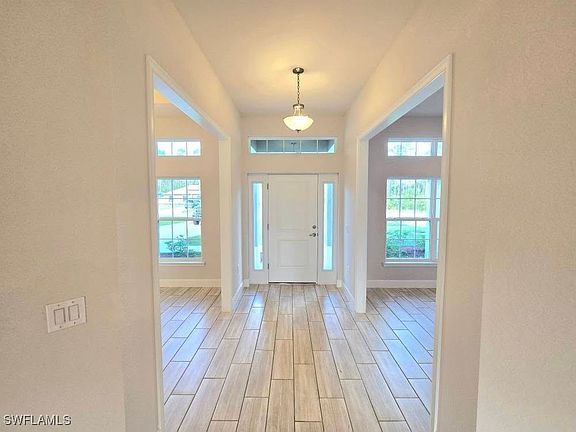 4th image of 193 Greenbriar Blvd