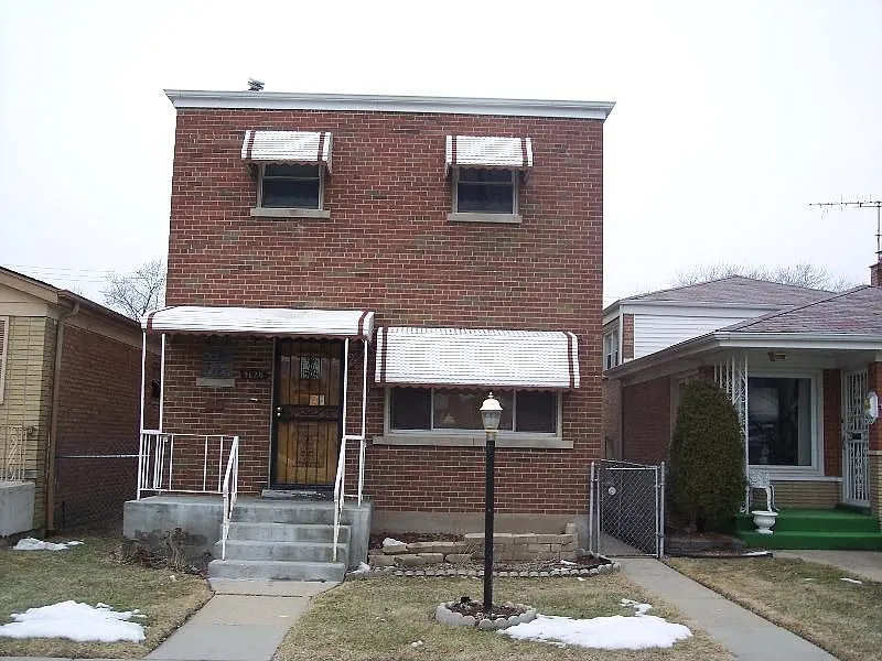 9620 S Normal Ave photo 1