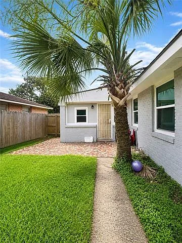 6067 Dorothea St — Photo 12