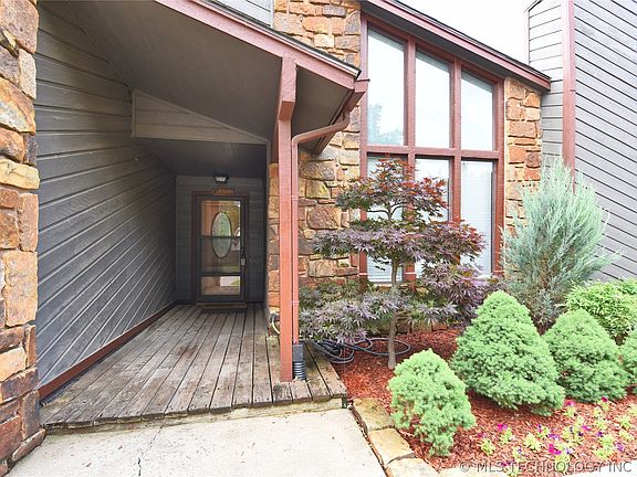 2nd image of 204 W 114th Ct S