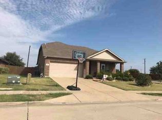 550 Fountain View Ln, Nevada, TX 75173