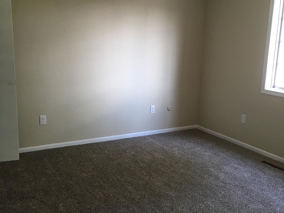 2nd image of 615 Central Ave APT F