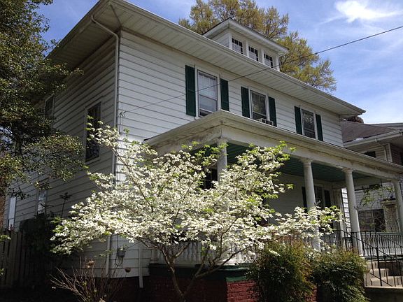 3rd image of 119 College Ave