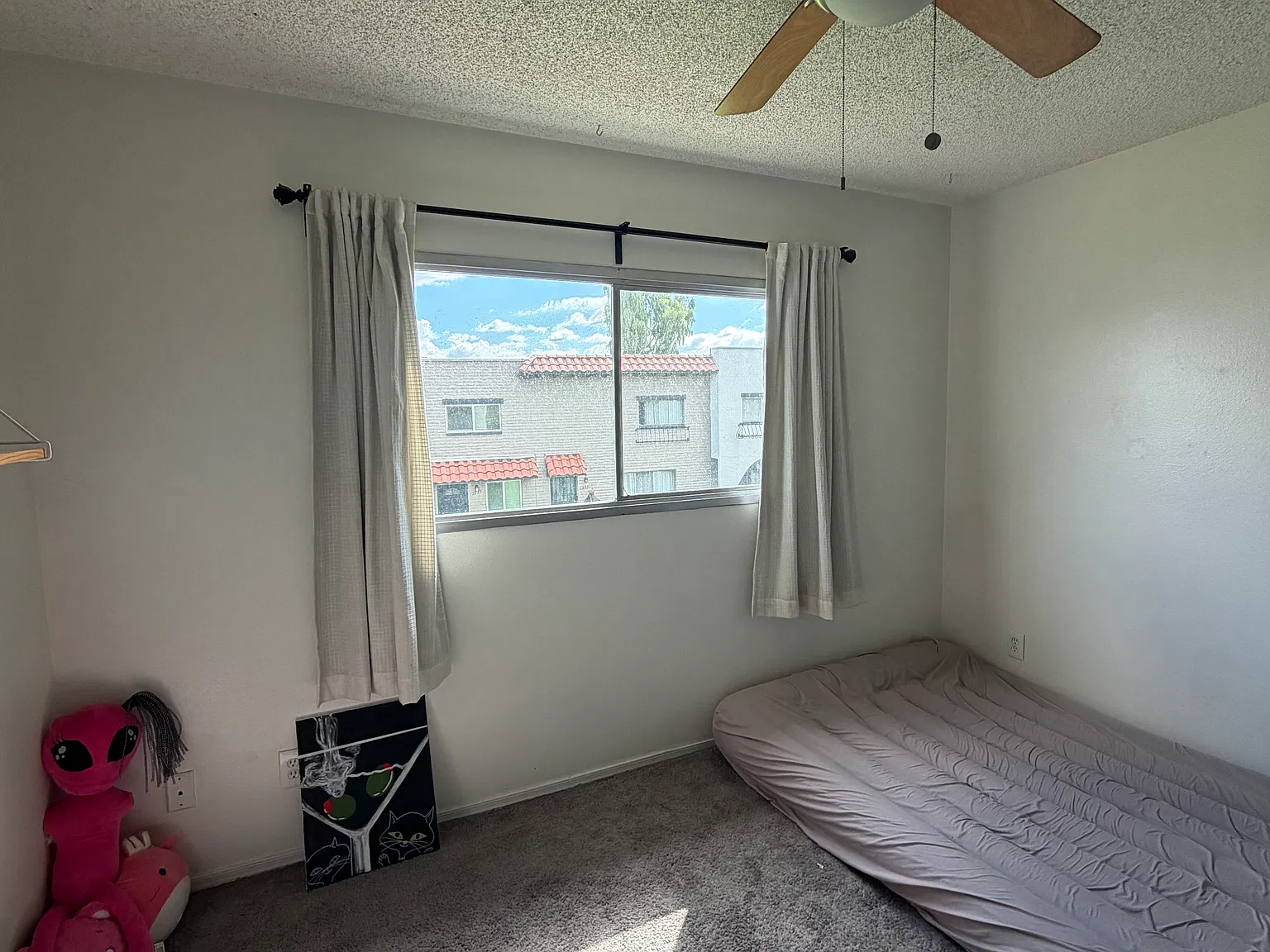 4 bed, 1632 sqft, $811 — Photo 4