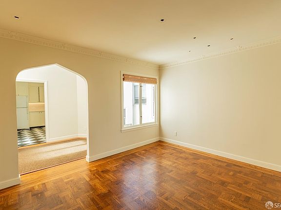 3rd image of 574 Arguello Blvd