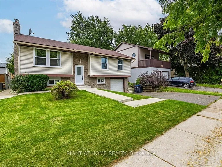 6913 Shelter Bay Rd #UPPER — Photo 28