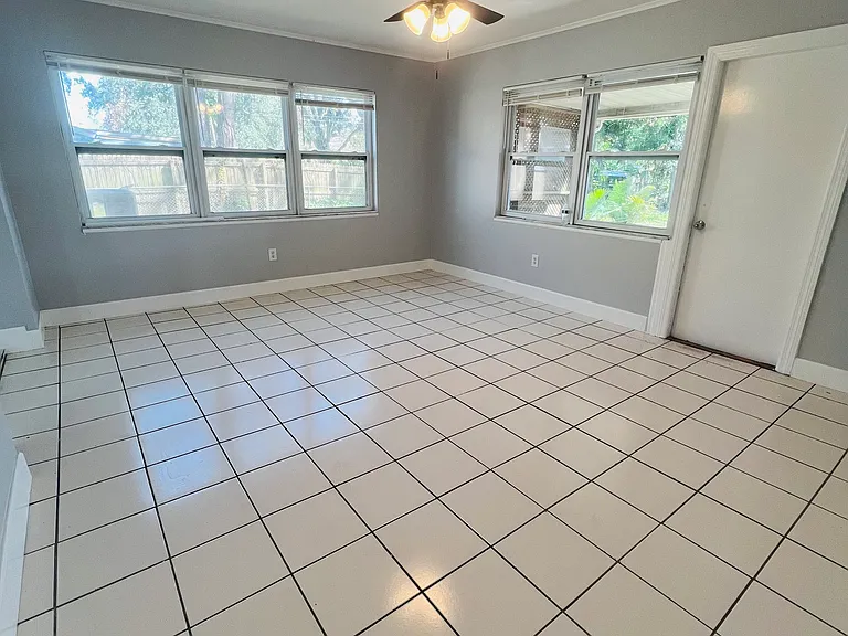 10548 66th Ave — Photo 6