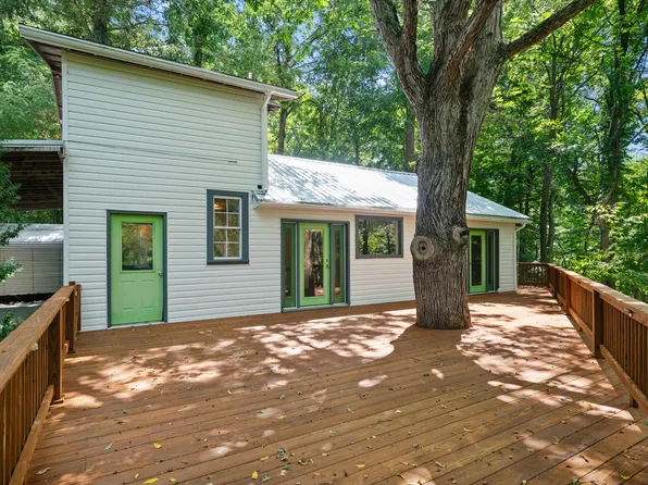1896 State Highway 80 S, Burnsville, NC 28714