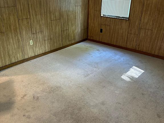 5th image of 638 Melrose Dr #7