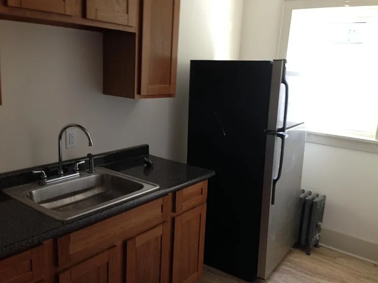 11 N Ten Broeck St #304 — Photo 9