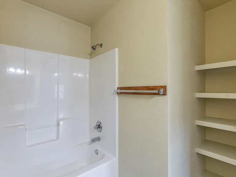 134 Meadow Park Cir — Photo 11