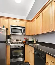 Rented by Manhattan Realty Group