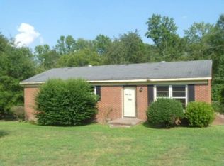 752 Guinn St, Clover, SC 29710