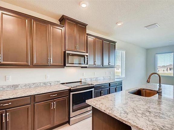 5th image of 13431 Palmera Vista Dr #325