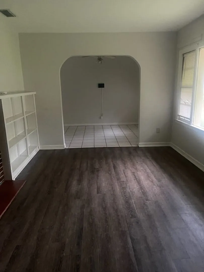 1312 Colquitt Ave — Photo 3