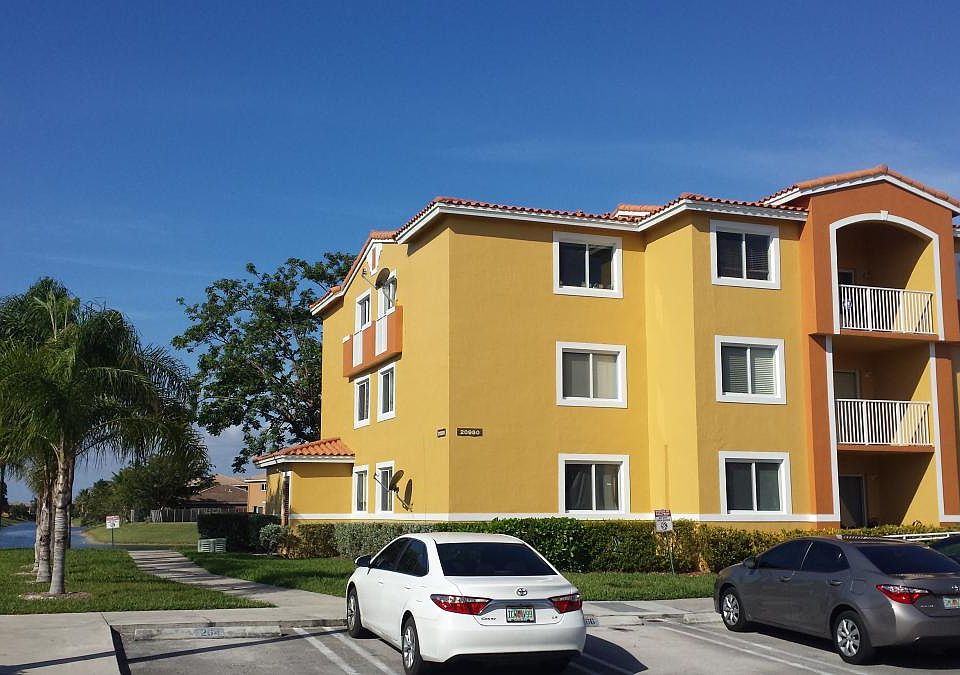 1st image of 20950 SW 87th Ave APT 201