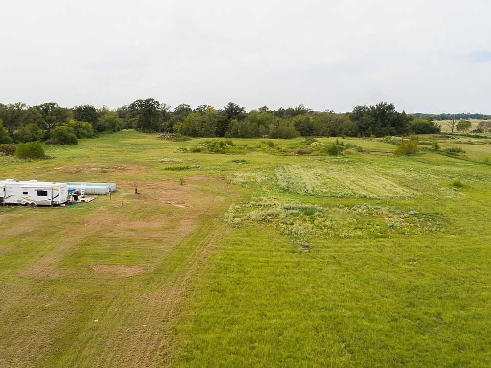 2nd image of 341 County Road 2373