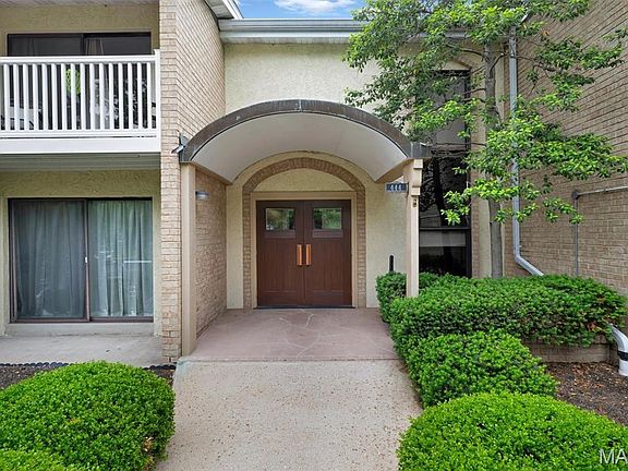 5th image of 444 N Clay Ave APT 2C