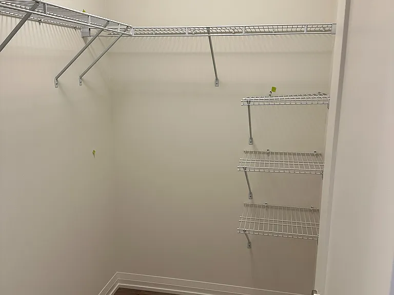 8960 Jane St #2212 — Photo 15