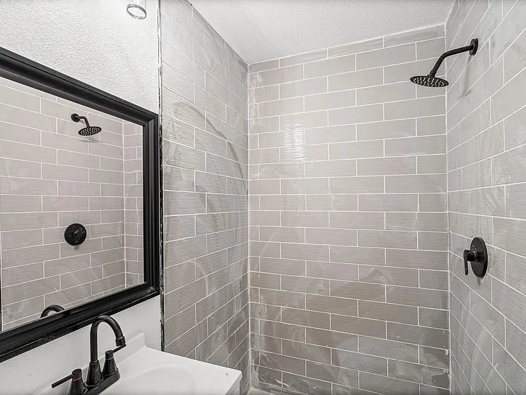 6938 Askew Ave — Photo 22