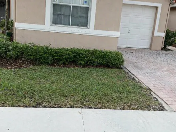 13040 NW 5TH Street, Pembroke Pines, FL 33028