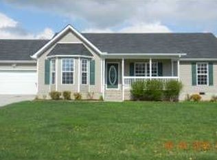 230 Williamsburg Cir, Tullahoma, TN 37388
