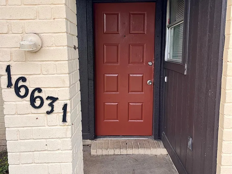 16631 Gold Ridge Ln — Photo 1