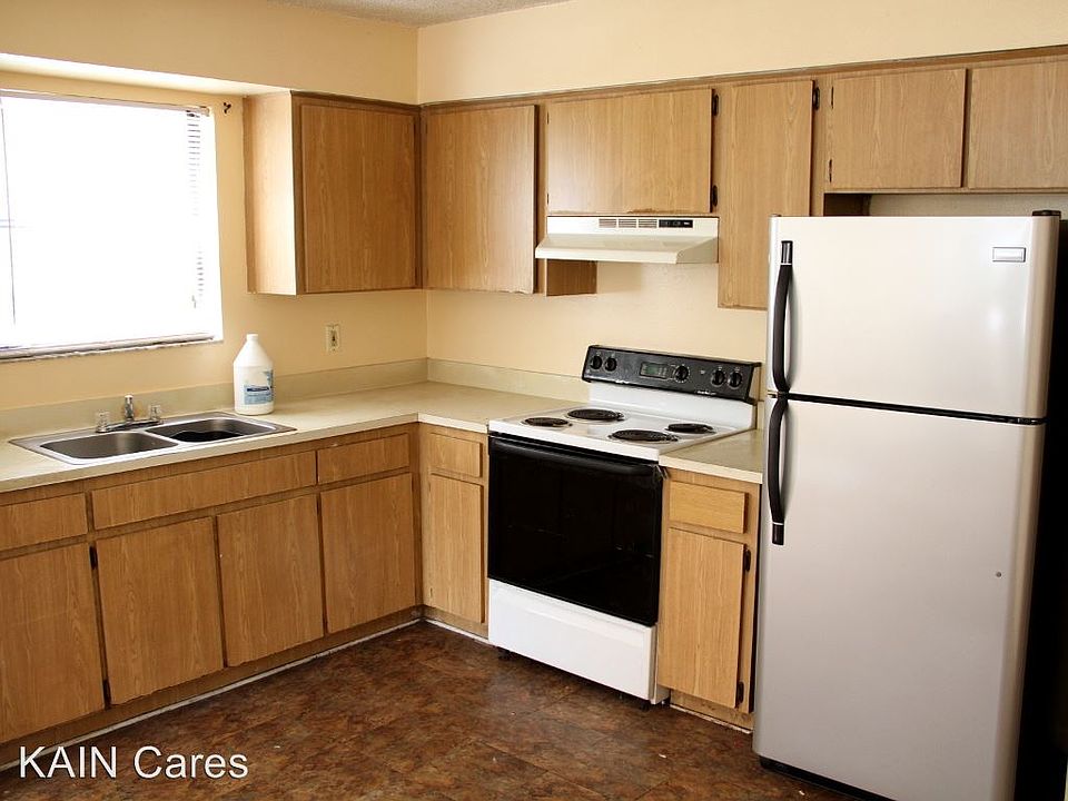2nd image of 1504 E 138th Ave APT B