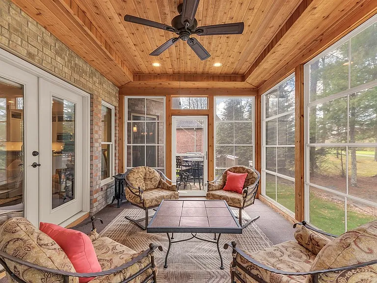 109 Fox Pen Way — Photo 33