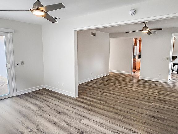 5th image of 8547 Drayer Ln