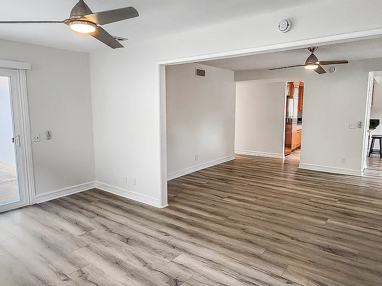 8547 Drayer Ln — Photo 5