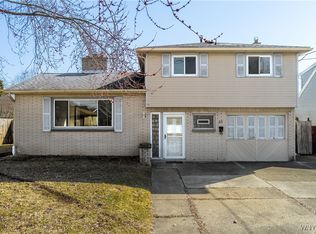 31 Lackawanna Ave, Depew, NY 14043