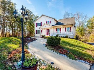 225 Goldview Rd, Asheville, NC 28804