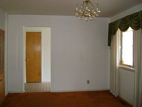 5th image of 3701 N Melrose Dr