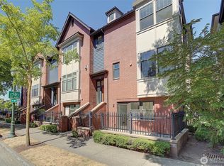 1138 NE Park Dr, Issaquah, WA 98029