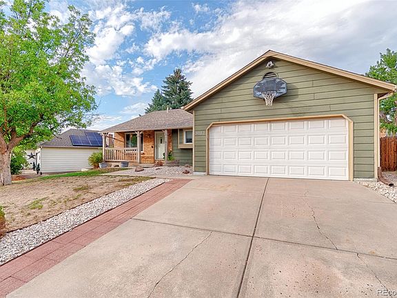 3rd image of 4102 S Dunkirk Way