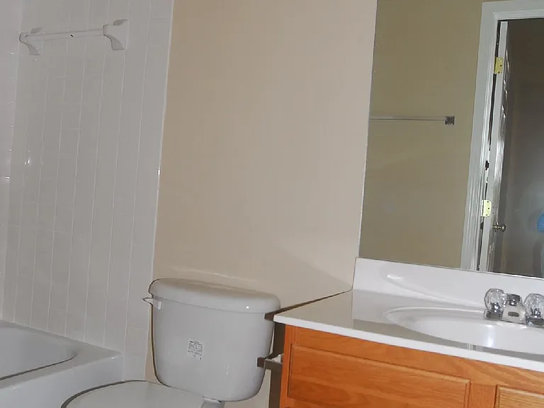10257 English Manor Dr — Photo 6