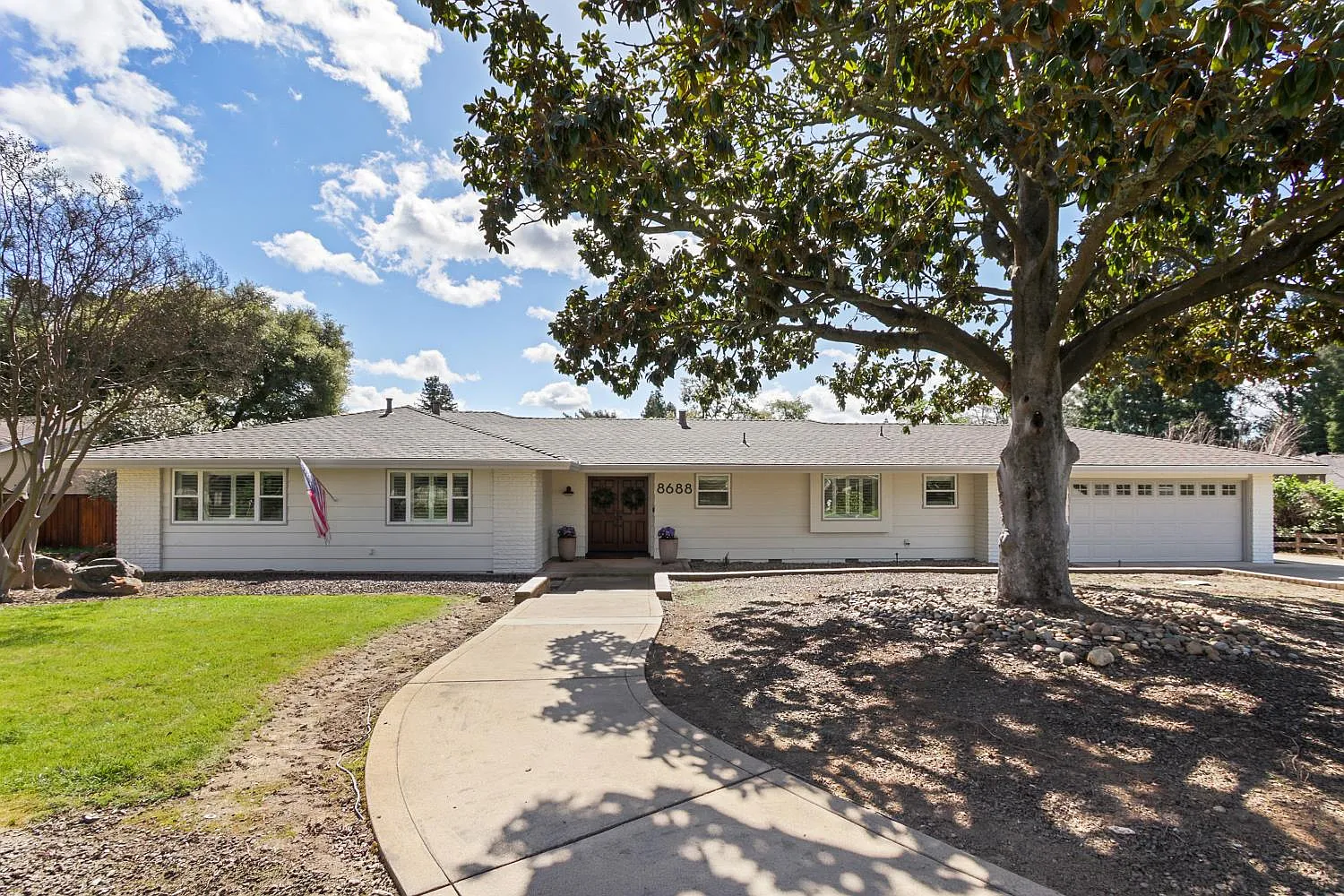 8688 Fruitwood Ct photo 1