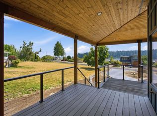 17697 Angeline Ave S, Suquamish, WA 98392