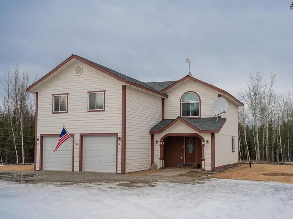 1805 Creekside Dr, Delta Junction, AK 99737